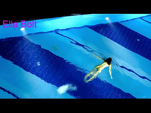❤️ No puc parar de mirar-la, jove rossa presa nedant nua a la piscina del complex ELLA BOLT ❤❌ Vídeo porno al porno ca.basseyn-vsem.ru ❤