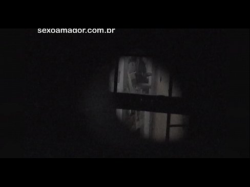 ❤️ Blondie és gravada en secret per un voyeur del barri amagat darrere de maons buits ❤❌ Vídeo porno al porno ca.basseyn-vsem.ru ❤