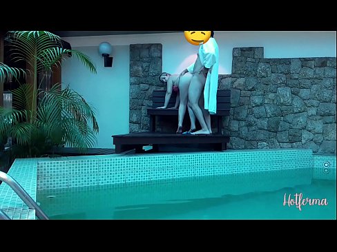 ❤️ El cap convida la criada a la piscina, però no va poder resistir-se a una calor ❤❌ Vídeo porno al porno ca.basseyn-vsem.ru ❤