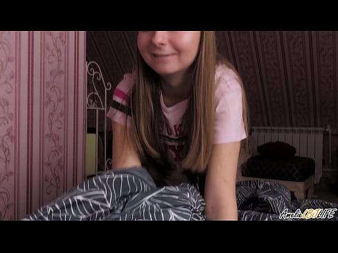 ❤️ Blondie xucla profundament la seva millor amiga i es fa semen a la boca ❤❌ Vídeo porno al porno ca.basseyn-vsem.ru ❤